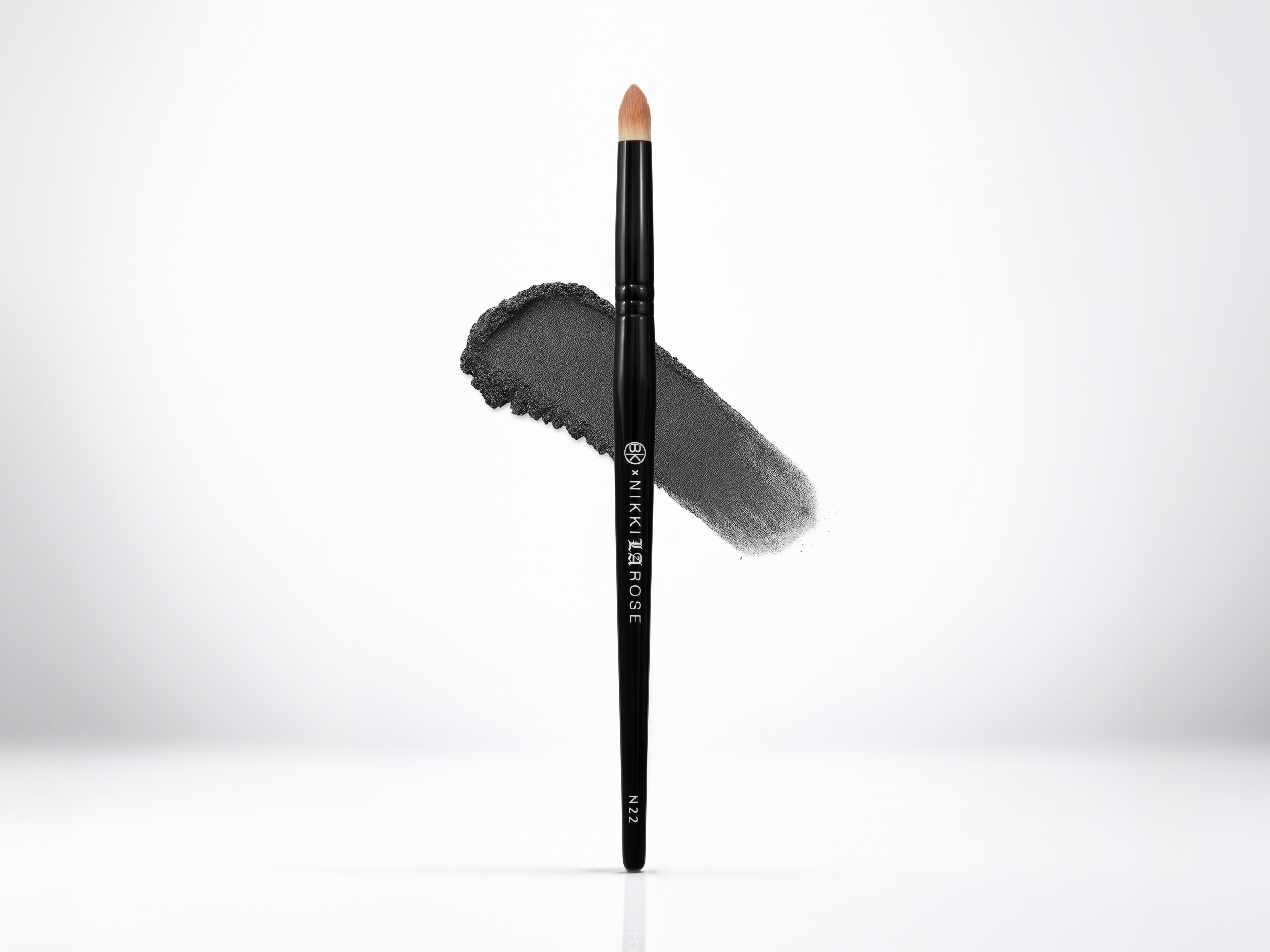 Nikki La Rose N22 Petite Dome Blender